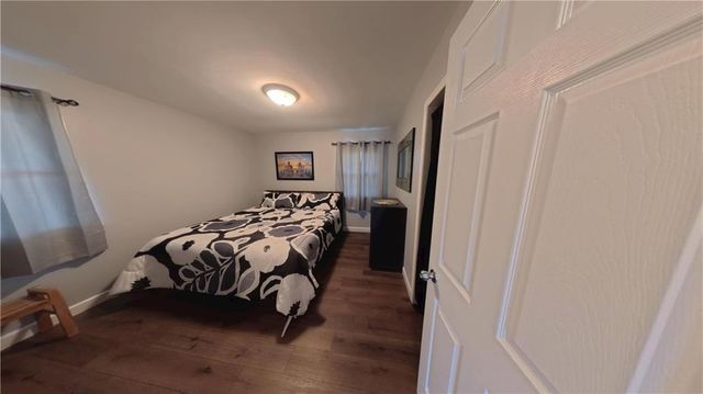 980 Lake Viking Terrace, Altamont, MO 64620