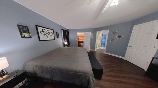 980 Lake Viking Terrace, Altamont, MO 64620