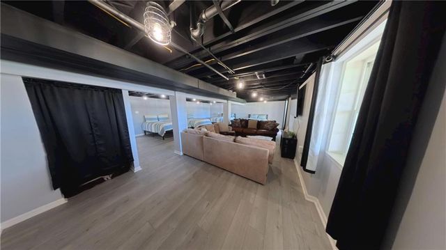 980 Lake Viking Terrace, Altamont, MO 64620