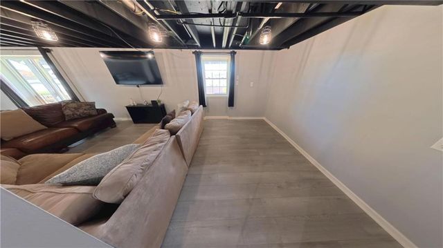 980 Lake Viking Terrace, Altamont, MO 64620