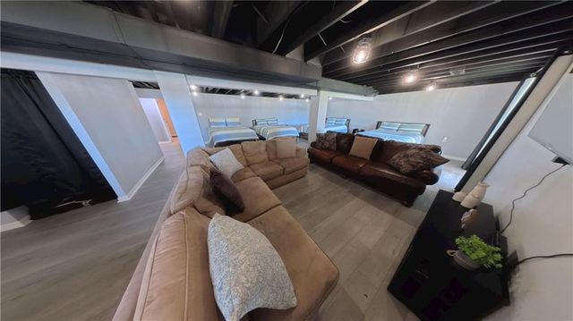 980 Lake Viking Terrace, Altamont, MO 64620