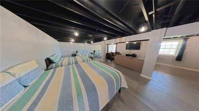 980 Lake Viking Terrace, Altamont, MO 64620