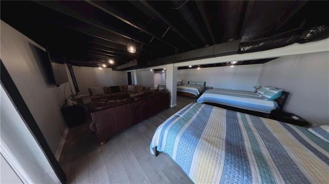 980 Lake Viking Terrace, Altamont, MO 64620