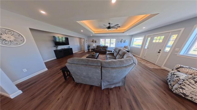 980 Lake Viking Terrace, Altamont, MO 64620