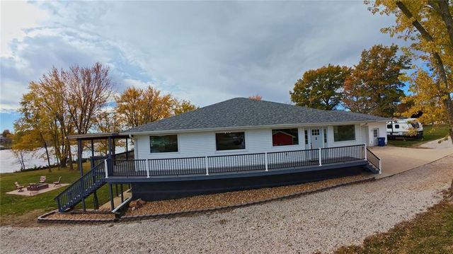 980 Lake Viking Terrace, Altamont, MO 64620