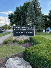 15619 Farmington Road, Livonia, MI 48154