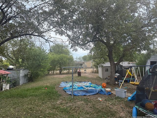 1030 Utopia, San Antonio, TX 78223