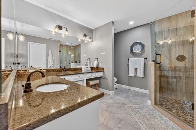 1603 Valleycrest Lane, Carrollton, TX 75006