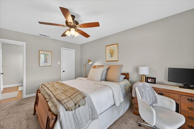 1603 Valleycrest Lane, Carrollton, TX 75006