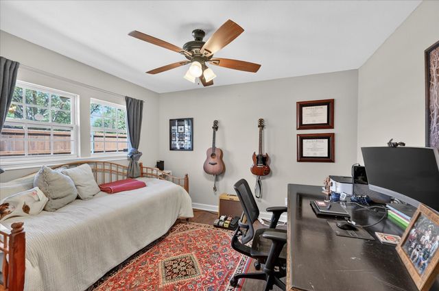 1603 Valleycrest Lane, Carrollton, TX 75006