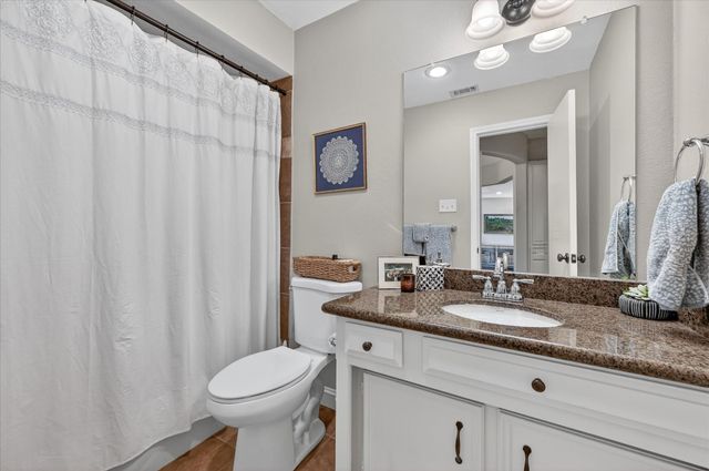 1603 Valleycrest Lane, Carrollton, TX 75006