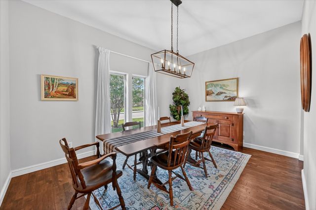 1603 Valleycrest Lane, Carrollton, TX 75006