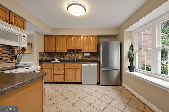 2935 CASHEL LN, Vienna, VA 22181