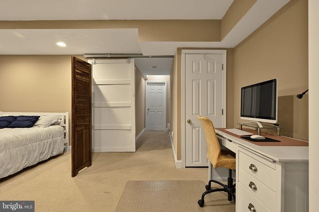 2935 CASHEL LN, Vienna, VA 22181