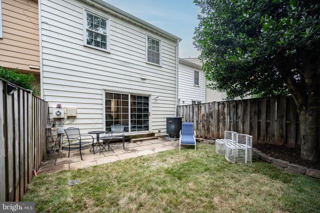 2935 CASHEL LN, Vienna, VA 22181