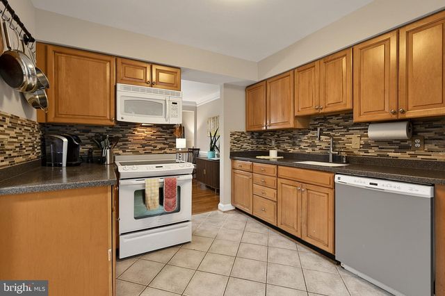 2935 CASHEL LN, Vienna, VA 22181