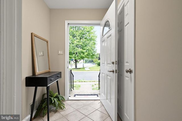 2935 CASHEL LN, Vienna, VA 22181