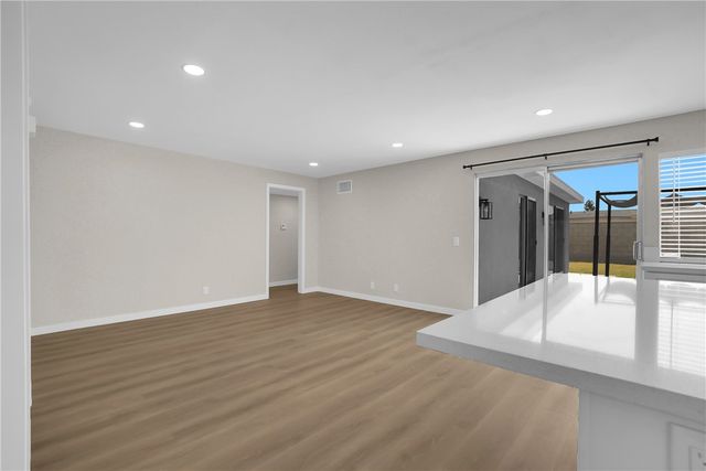 1242 Sultan Circle, Carson, CA 90746