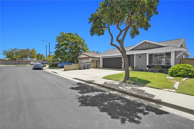 1242 Sultan Circle, Carson, CA 90746