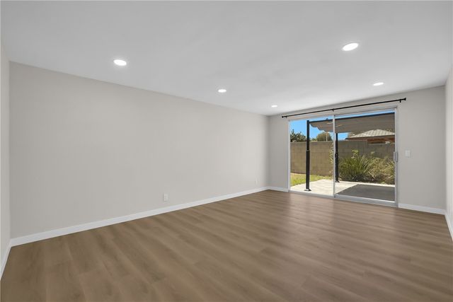 1242 Sultan Circle, Carson, CA 90746