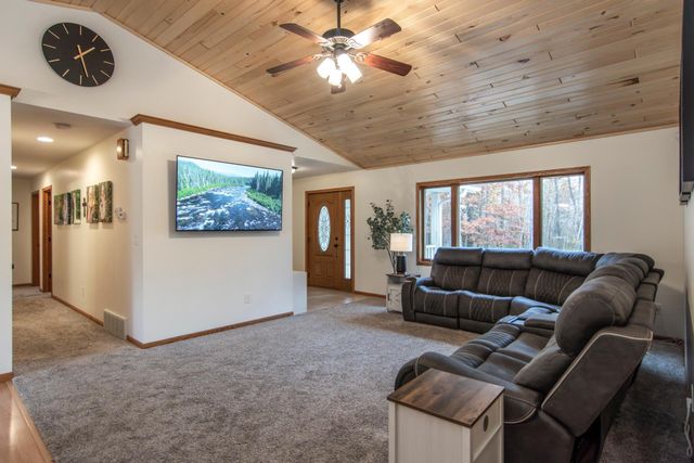 10660 Saint Mathias Road, Brainerd, MN 56401