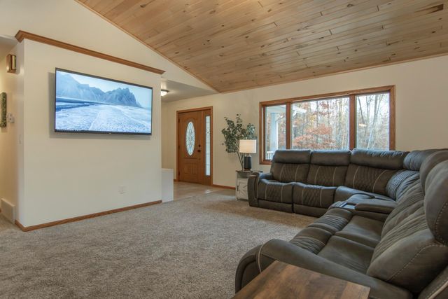 10660 Saint Mathias Road, Brainerd, MN 56401