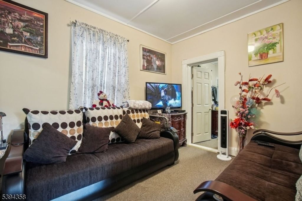 197 N Fullerton Ave, Montclair Twp., NJ 07042 — photo 5
