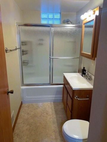 6826 22nd AVENUE, Kenosha, WI 53143