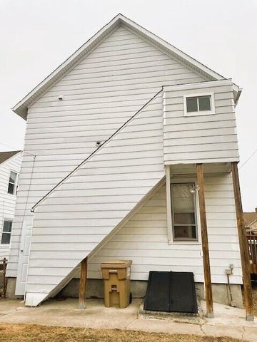 6826 22nd AVENUE, Kenosha, WI 53143