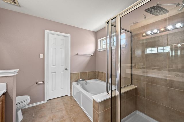 964 Hometown PKWY, Kyle, TX 78640