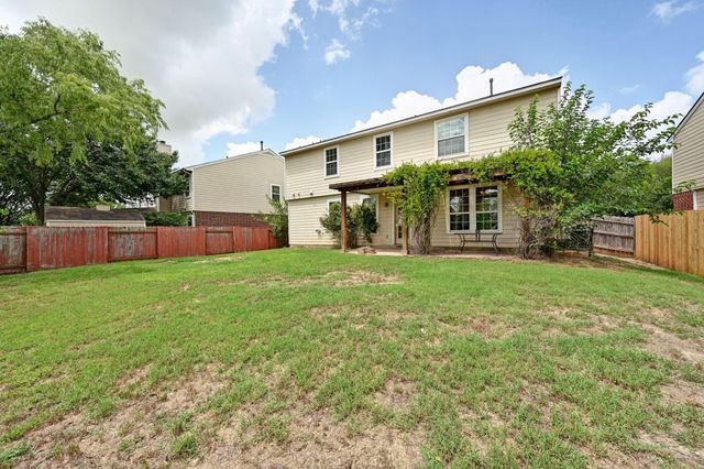 964 Hometown PKWY, Kyle, TX 78640