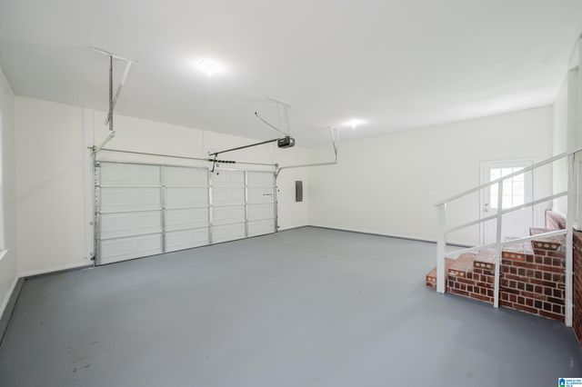 1676 FIVE POINTS ROAD, Cleveland, AL 35049