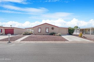 9247 E LAKESIDE Drive, Sun Lakes, AZ 85248