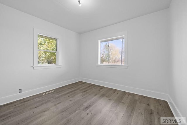 583 N 3500 E, Menan, ID 83434