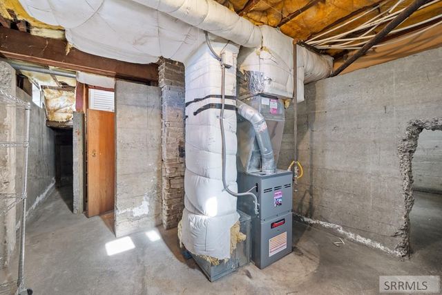 583 N 3500 E, Menan, ID 83434