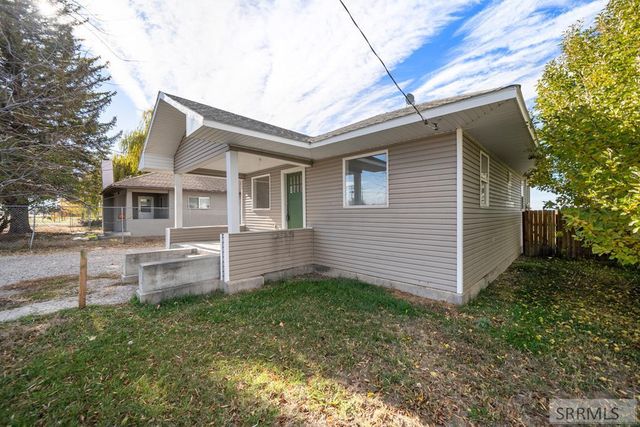 583 N 3500 E, Menan, ID 83434