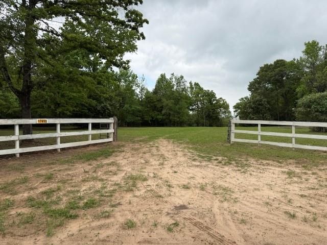 17952 County Road 224, Oakwood, TX 75855
