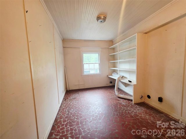216 Country Club Road 5, Shelby, NC 28152