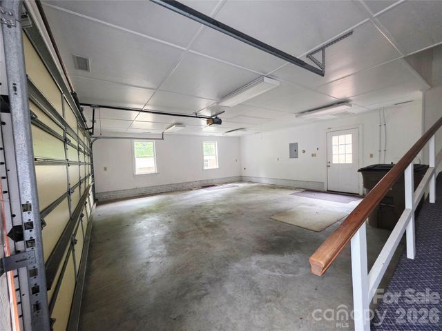216 Country Club Road 5, Shelby, NC 28152
