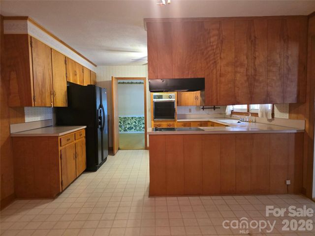 216 Country Club Road 5, Shelby, NC 28152