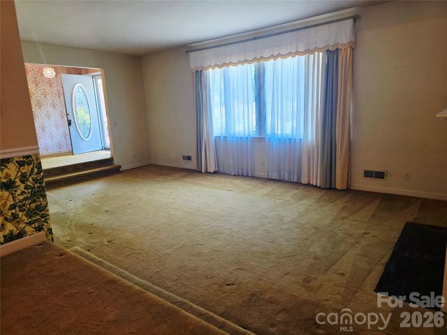 216 Country Club Road 5, Shelby, NC 28152