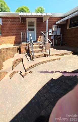 216 Country Club Road 5, Shelby, NC 28152