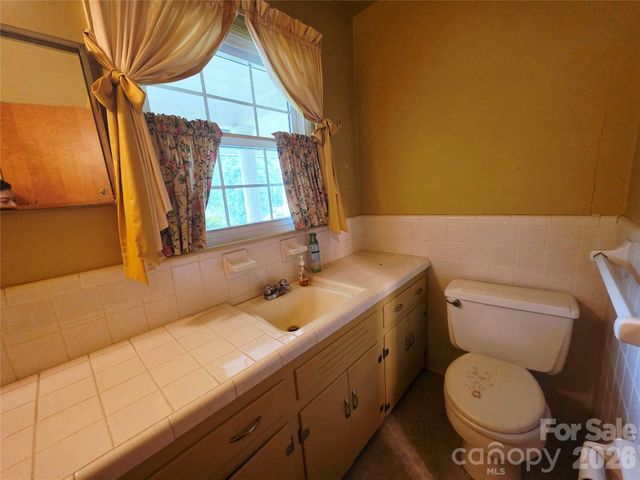 216 Country Club Road 5, Shelby, NC 28152