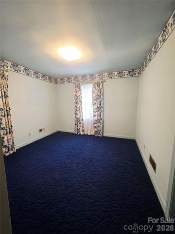 216 Country Club Road 5, Shelby, NC 28152