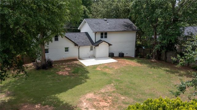4307 Cedar Wood Drive SW, Lilburn, GA 30047
