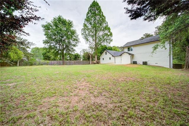 4307 Cedar Wood Drive SW, Lilburn, GA 30047