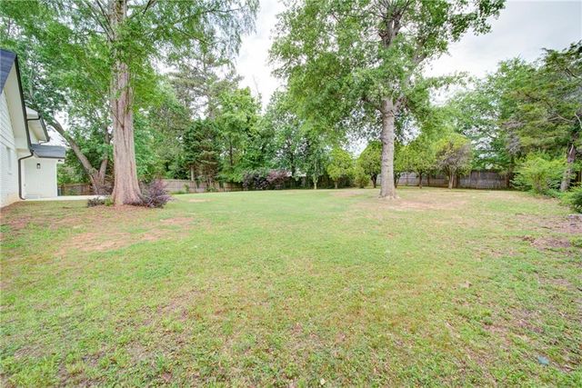 4307 Cedar Wood Drive SW, Lilburn, GA 30047