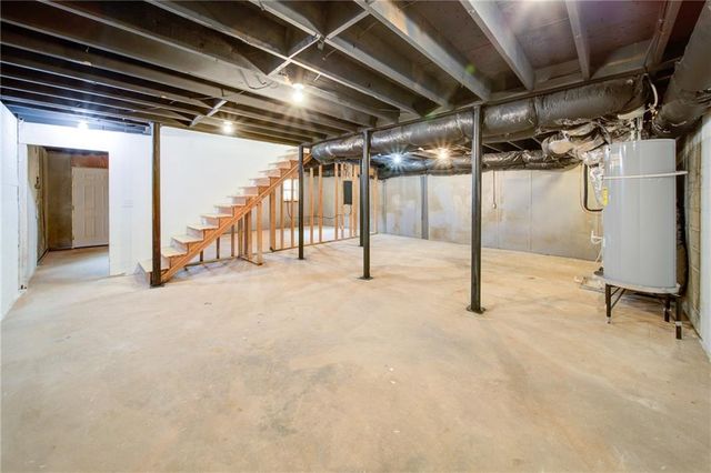 4307 Cedar Wood Drive SW, Lilburn, GA 30047