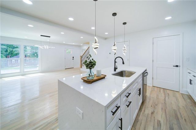 4307 Cedar Wood Drive SW, Lilburn, GA 30047