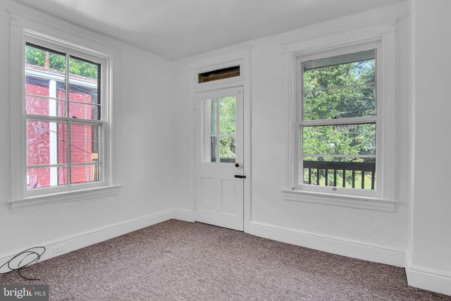 967 E KING ST, York, PA 17403